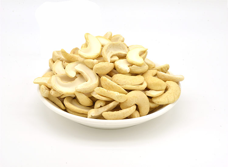 Raw White Fruit 180 Half Slice Cashew